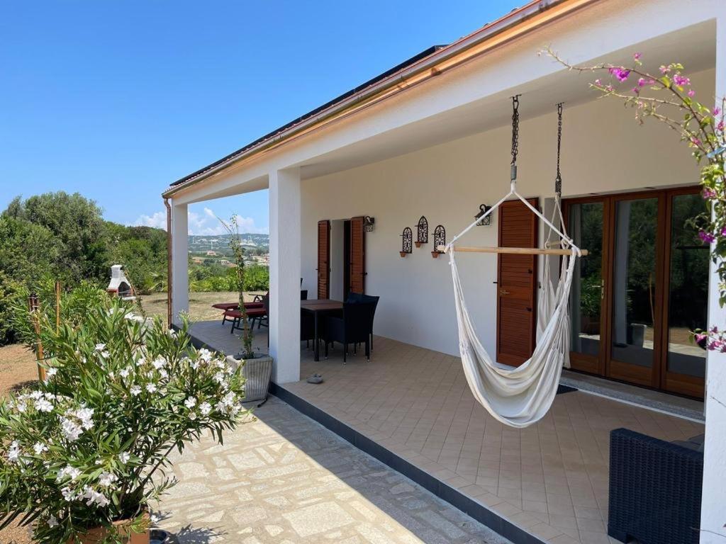 La Piana Holiday House Bassacutena Εξωτερικό φωτογραφία